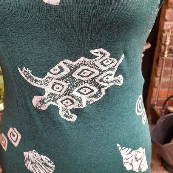 Emerald Green Dress - Picture 4 of 8